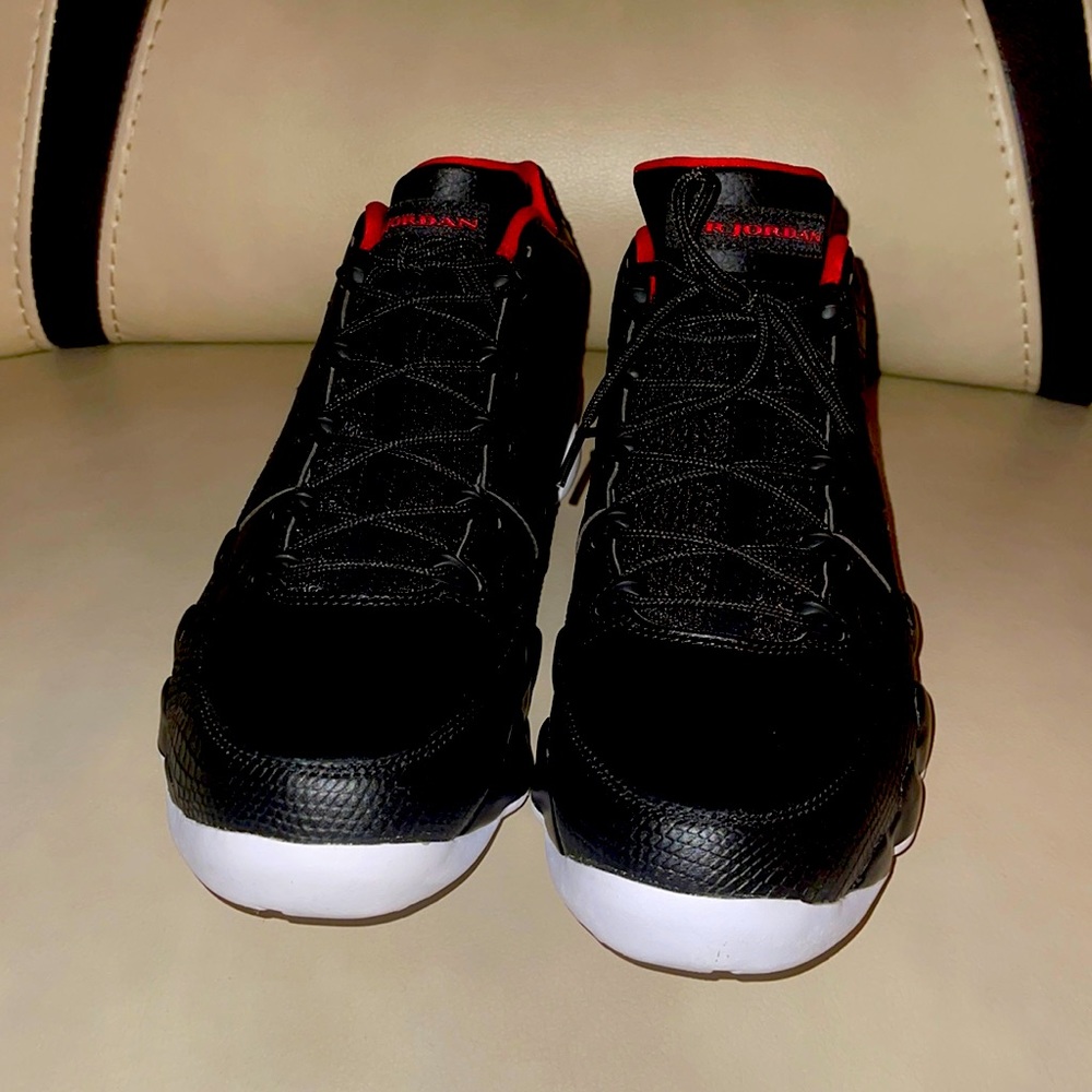 Air Jordan 9 Retro Low (Never Worn)